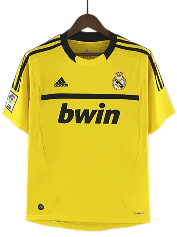 Real Madrid gardien de but maillot rétro uniforme de football kit de football jaune pour hommes hauts chemise de sport 2011-2012