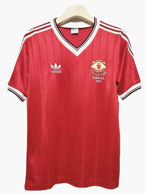 Manchester United domicile finale de la coupe FA Wembley maillot rétro uniforme de football premier kit de football sportswear pour hommes chemise haute 1983-1984 ​