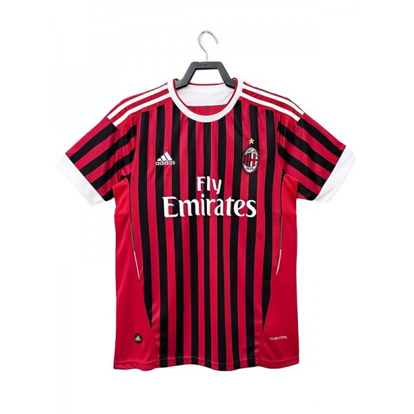 AC Milan domicile maillot rétro football uniforme vintage premier kit de football de sport pour hommes chemise haute 2011-2012
