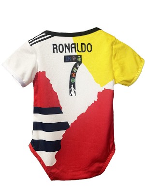 Real Madrid maillot Ronaldo 7 combinaison bébé mini body nouveau-né, uniforme de football Juventus kit de football Manchester United pour hommes vêtements d'été Portugal combinaison une pièce 2025-2026