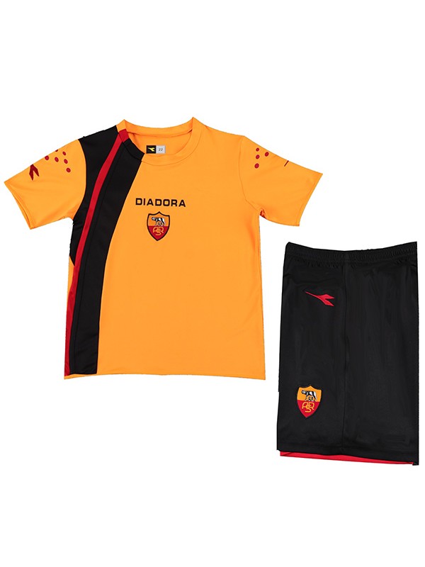 AS Roma maillot de football rétro pour enfants à l'extérieur kit de football vintage pour enfants deuxième mini-chemise de football uniformes pour jeunes 2005-2006